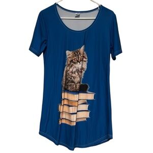 ⚡️3 for $15 ⚡️NWOT Blue Cat on Books Print Sleep T-Shirt